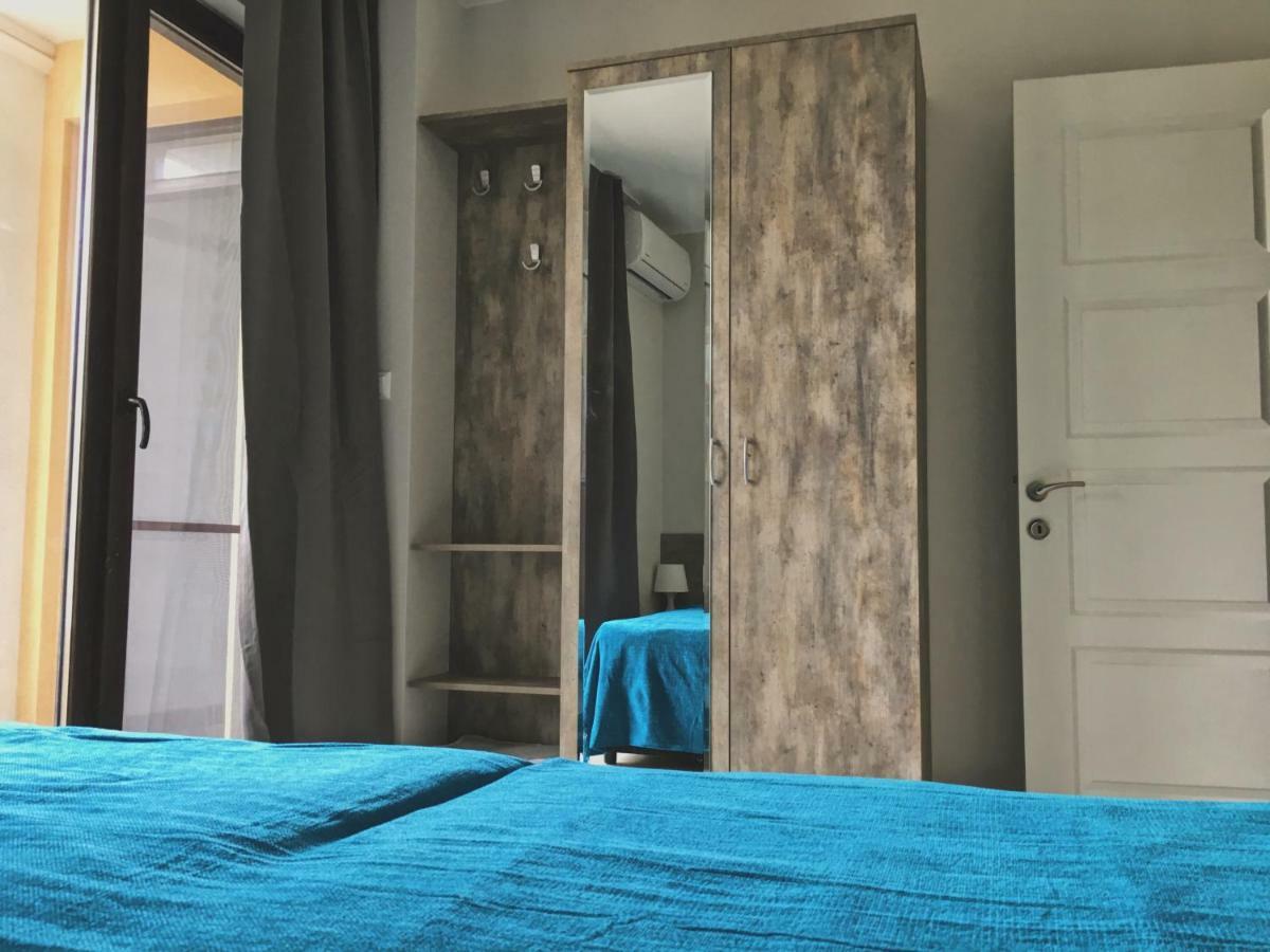 Azzurro Apartment - Ideal For Your Seaside Escape In Бургас Экстерьер фото