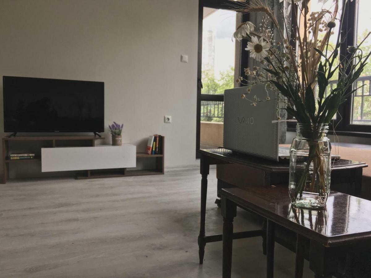 Azzurro Apartment - Ideal For Your Seaside Escape In Бургас Экстерьер фото